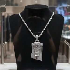 6CT Platinum Jesus is King Pendant & Chain